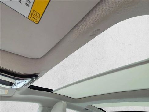 Used 2023 Mercedes-Benz EQE 350+ 4MATIC Sedan image 16