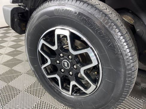 Used 2021 Ford Bronco Outer Banks AWD/4WD image 13