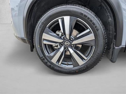 Used 2021 Nissan Rogue SL image 21