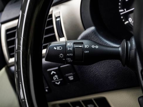 Used 2020 Lexus GX 460 Premium w/ Premium Package AWD/4WD image 30