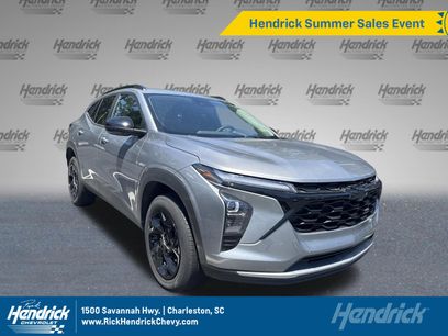 Used 2025 Chevrolet Trax LT w/ Driver Confidence Package