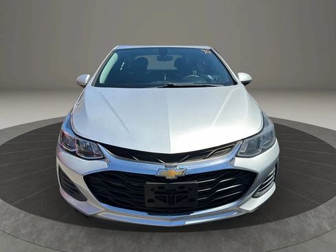 Used 2019 Chevrolet Cruze LS w/ LS Fleet Convenience Package FWD image 2