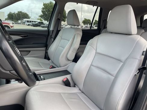 Used 2022 Honda Pilot Touring image 26