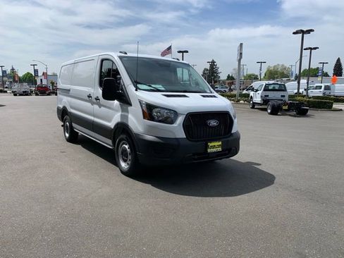 New 2026 Ford Transit 150 Low Roof RWD image 8