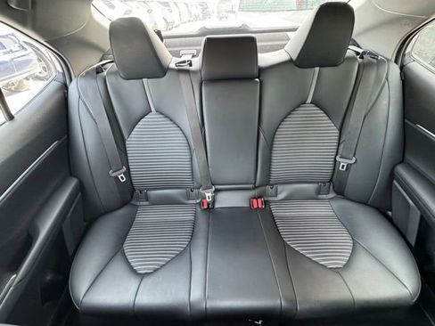 Used 2023 Toyota Camry SE image 13