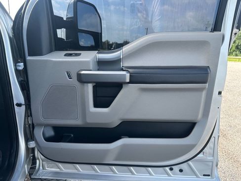 Used 2019 Ford F250 XLT w/ XLT Premium Package AWD/4WD image 39