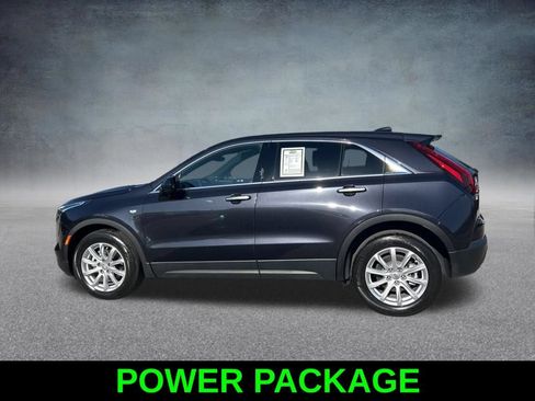 Used 2023 Cadillac XT4 Luxury w/ Cold Weather Package FWD image 8
