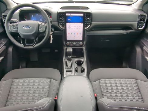 Used 2024 Ford Ranger XLT w/ Technology Package image 13