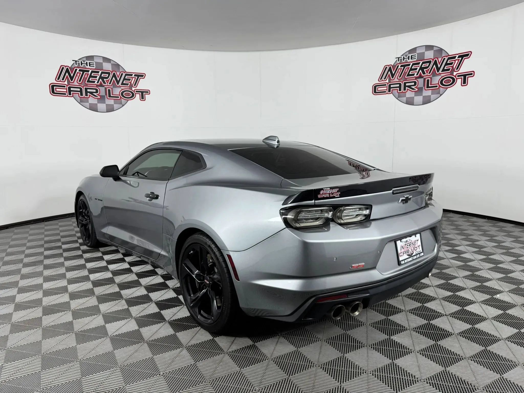 Used 2024 Chevrolet Camaro SS RWD image 5