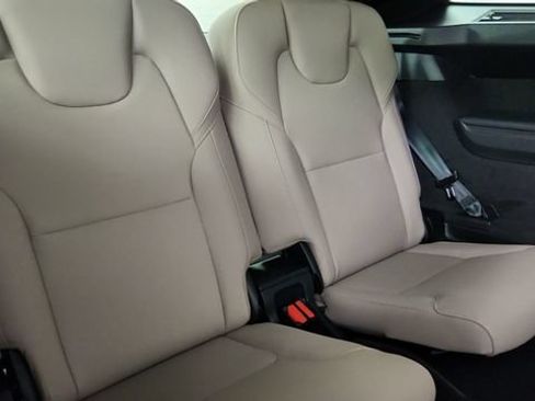Used 2027 Volvo XC90 B6 Plus AWD/4WD image 35