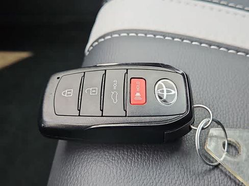 Used 2026 Toyota Camry SE w/ Multimedia Upgrade Package FWD image 29