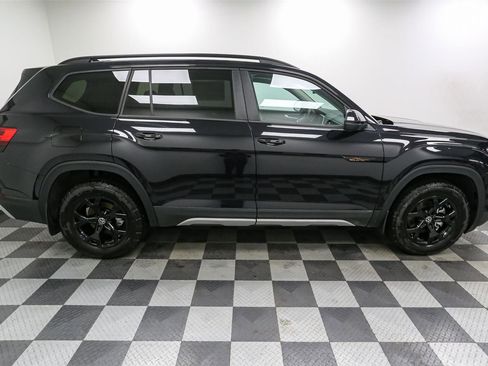 New 2026 Volkswagen Atlas Peak Edition image 7