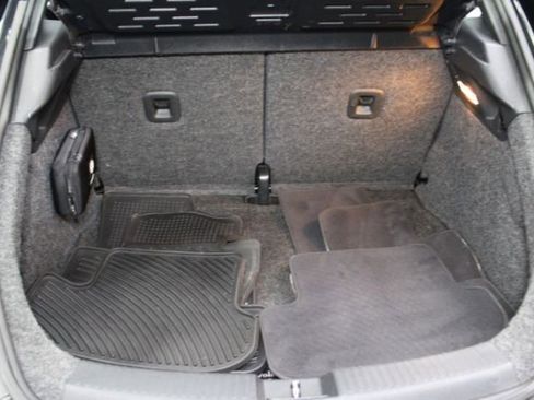 Used 2012 Volkswagen Beetle 2.5 FWD image 19