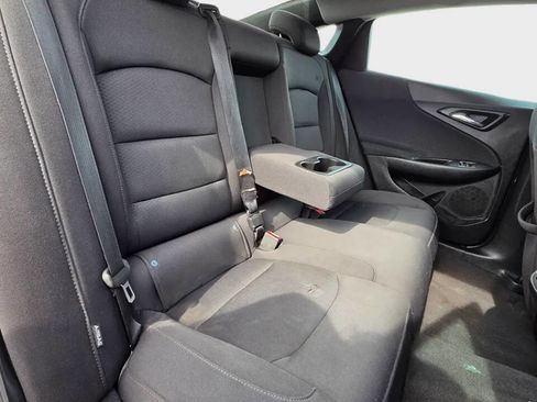 Used 2019 Chevrolet Malibu LT FWD image 14