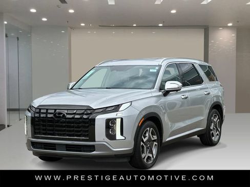 Used 2023 Hyundai Palisade SEL w/ Premium Package AWD/4WD image 1