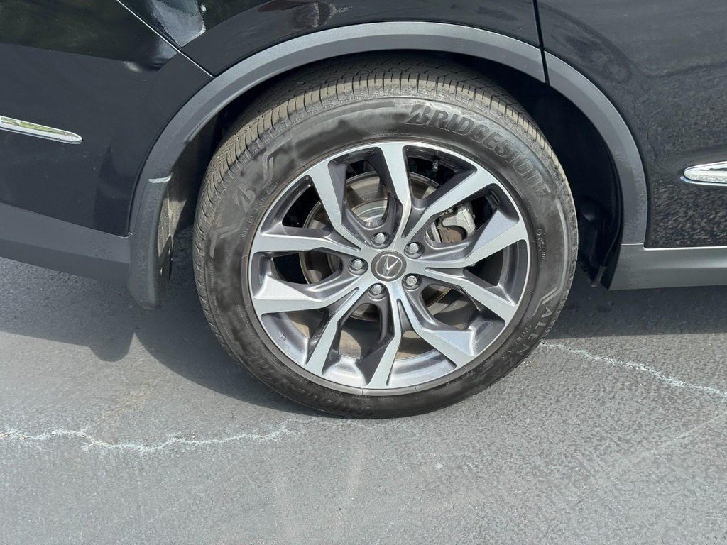 Certified 2024 Acura MDX w/ Technology Package AWD/4WD image 9