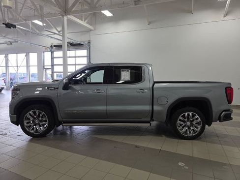 Used 2023 GMC Sierra 1500 Denali w/ Denali Reserve Package AWD/4WD image 2