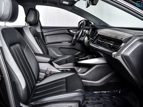 Used 2024 Audi Q4 e-tron Premium Plus image 25