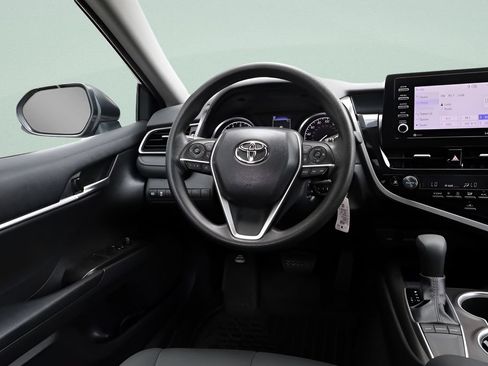 Certified 2023 Toyota Camry LE FWD image 30