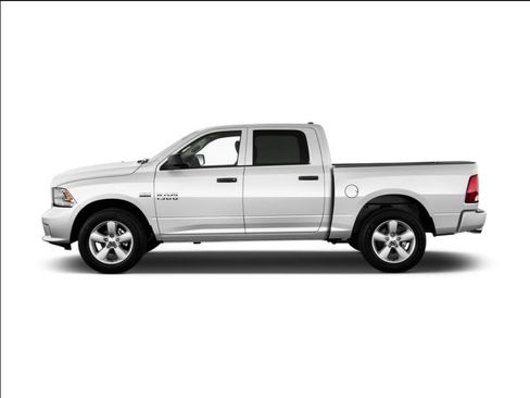 Used 2018 RAM 1500 Tradesman RWD image 2