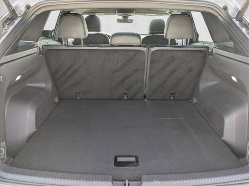 Used 2024 Volkswagen Atlas Cross Sport SE w/ Panoramic Sunroof Package AWD/4WD image 6