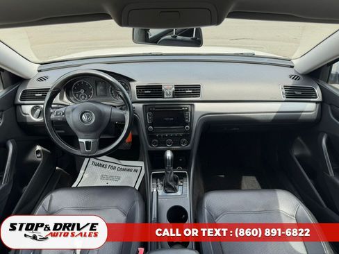 Used 2015 Volkswagen Passat 1.8T Wolfsburg Edition FWD image 10