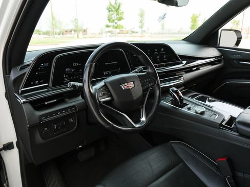Used 2021 Cadillac Escalade Sport w/ Driver Assist Tech Package AWD/4WD image 14
