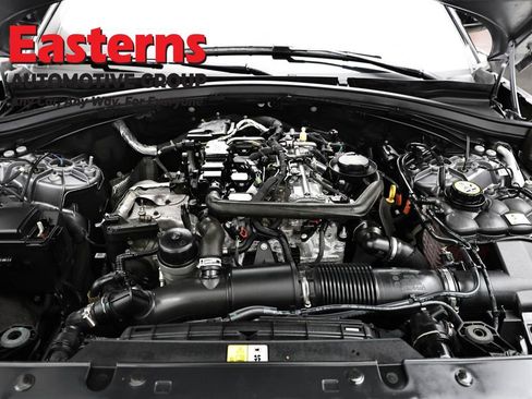 Used 2022 Land Rover Range Rover Velar R-Dynamic S AWD/4WD image 7