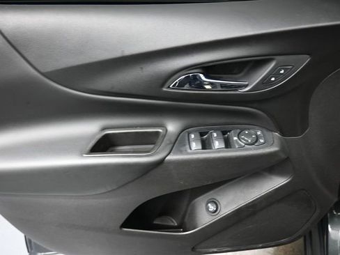 Used 2019 Chevrolet Equinox LT image 13