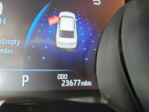 Used 2023 Toyota Camry XSE FWD image 29