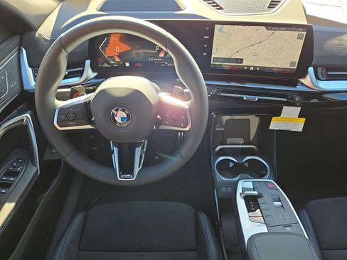 Used 2026 BMW X2 xDrive28i image 14