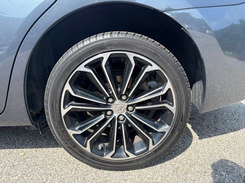 Used 2015 Toyota Corolla S FWD image 8