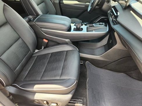 Used 2026 Buick Enclave Sport Touring FWD image 18