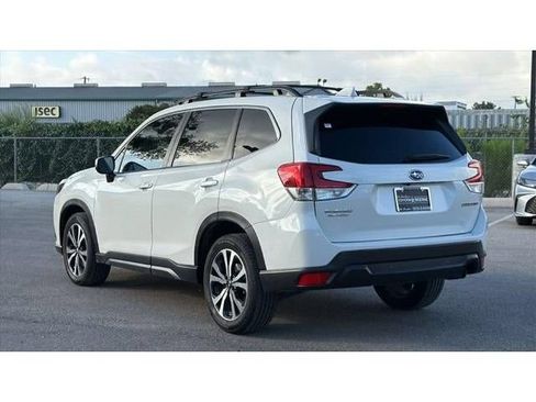 Used 2022 Subaru Forester Limited AWD/4WD image 9