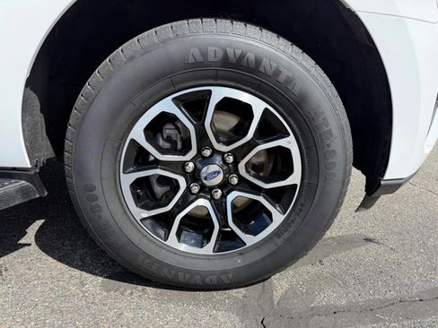 Used 2024 Ford Expedition Max XLT AWD/4WD image 41