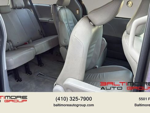 Used 2014 Toyota Sienna XLE w/ Entertainment Package AWD/4WD image 29