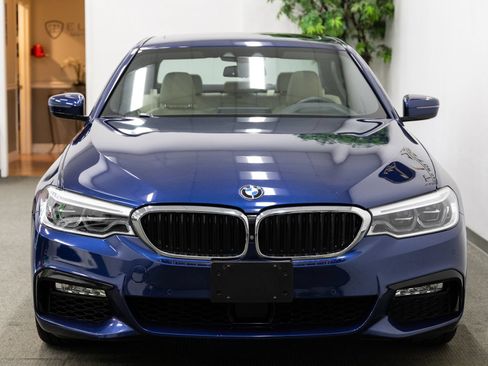 Used 2017 BMW 540i RWD image 12