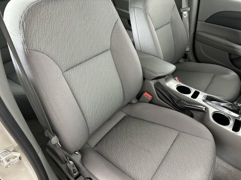 Used 2015 Chevrolet Malibu LS w/ Protection Package FWD image 25