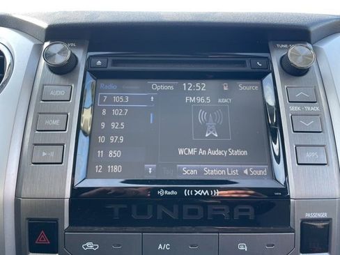 Used 2017 Toyota Tundra SR5 image 21