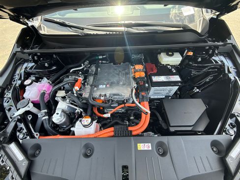 New 2026 Toyota C-HR AWD/4WD image 7