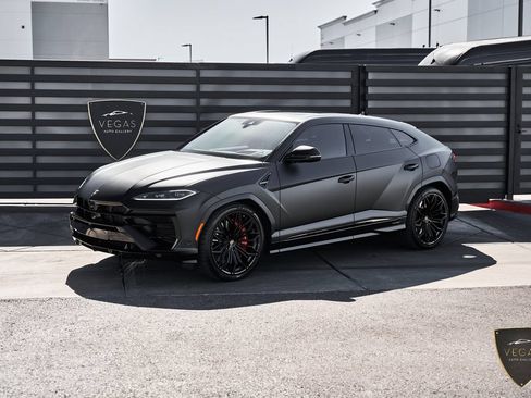Used 2026 Lamborghini Urus SE AWD/4WD image 5