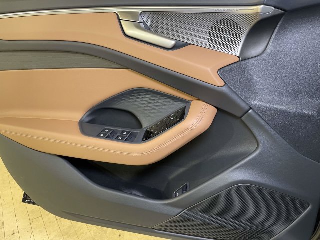 Used 2026 Audi A6 Premium Plus AWD/4WD image 35