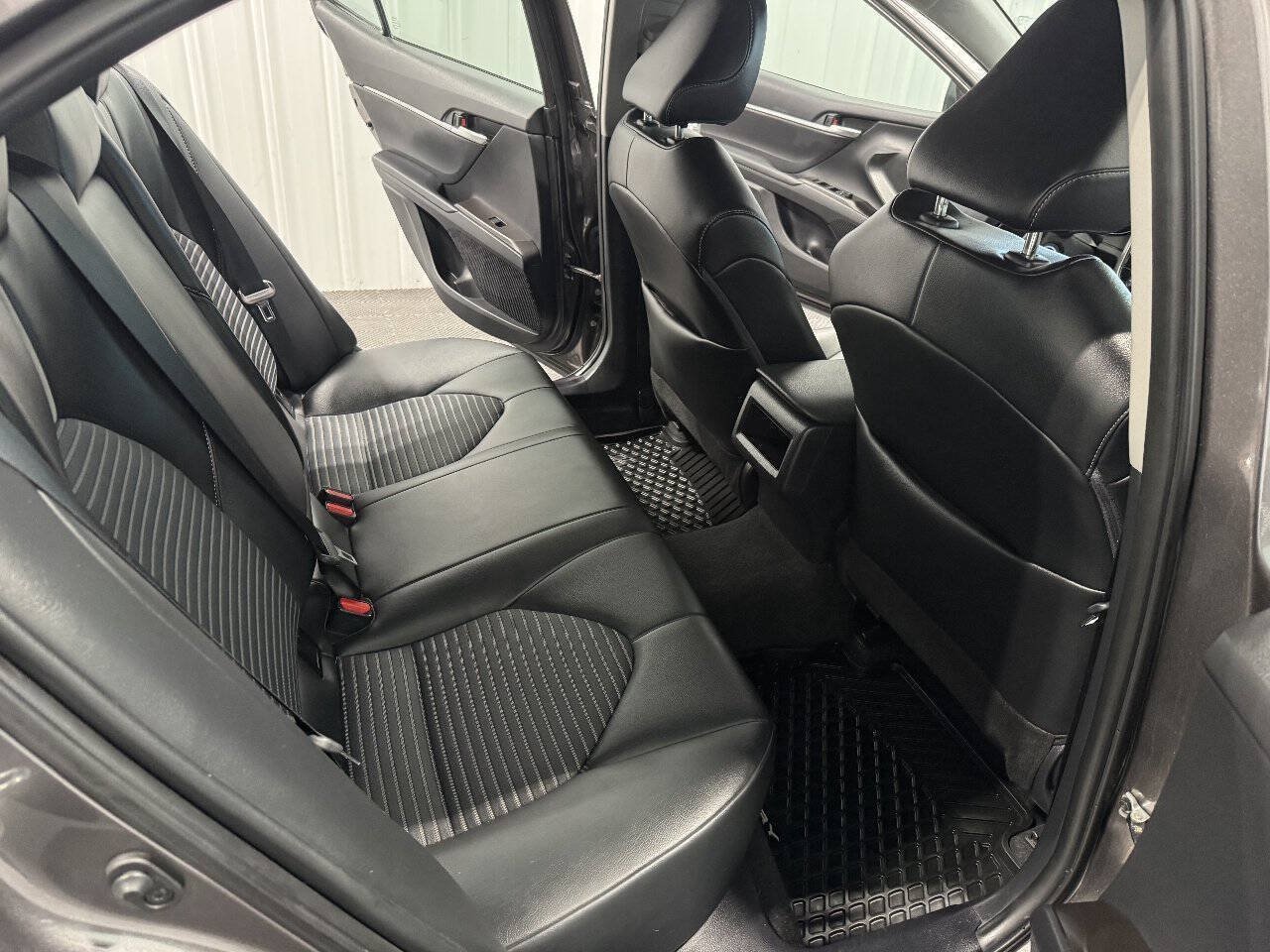 Used 2024 Toyota Camry SE FWD image 22