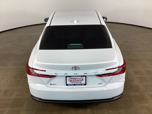 Used 2025 Toyota Camry LE FWD image 11