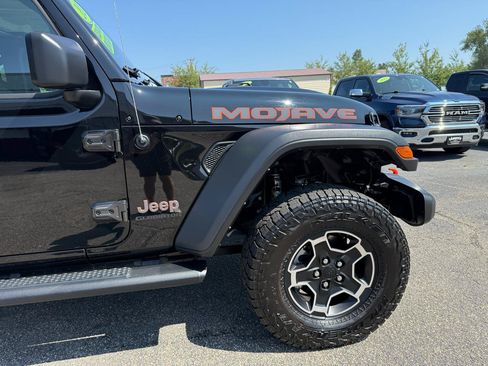 Used 2021 Jeep Gladiator Mojave AWD/4WD image 23