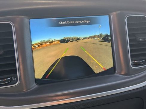 Used 2022 Dodge Charger SXT image 15