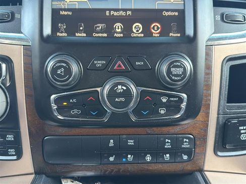 Used 2015 RAM 1500 Laramie Longhorn w/ Convenience Group AWD/4WD image 19