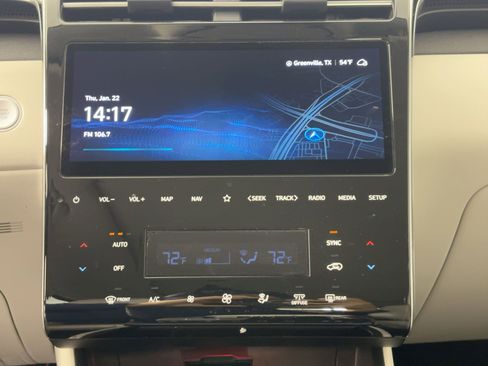 Used 2024 Hyundai Tucson Limited image 24