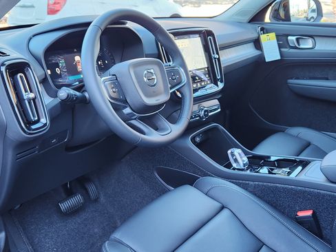 New 2026 Volvo XC40 B5 Ultra w/ Climate Package image 6