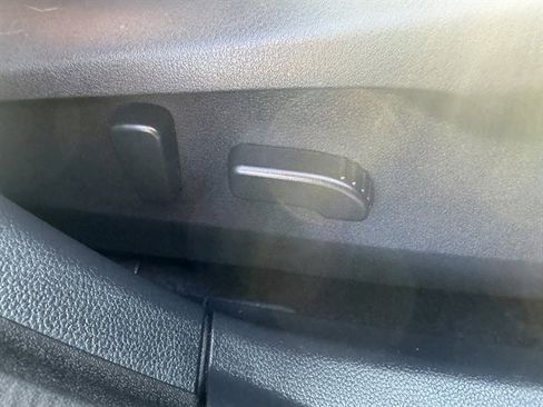 Used 2020 Subaru Outback Touring image 56